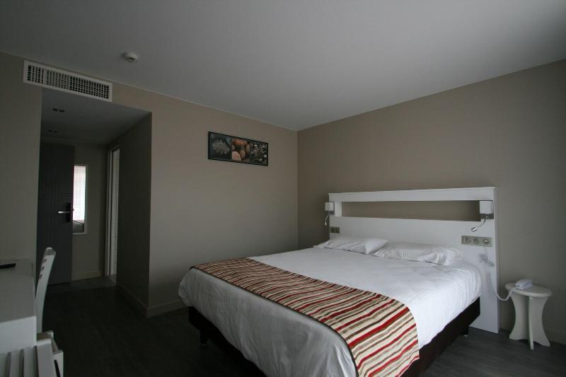 Hotel Valencia Hendaye Bagian luar foto