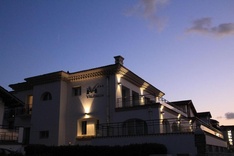 Hotel Valencia Hendaye Bagian luar foto